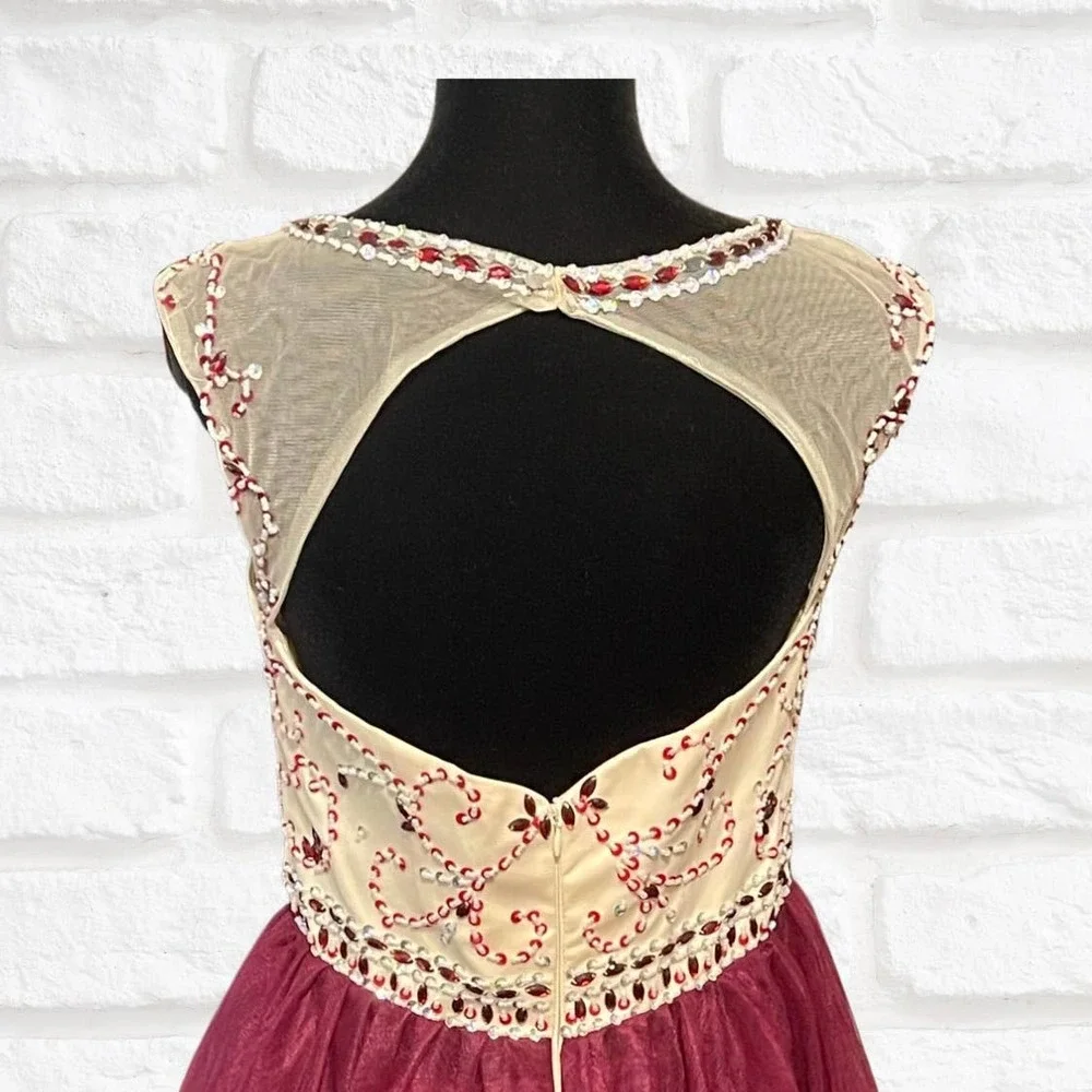 Beaded Maroon Homecoming‎ Dress EUC